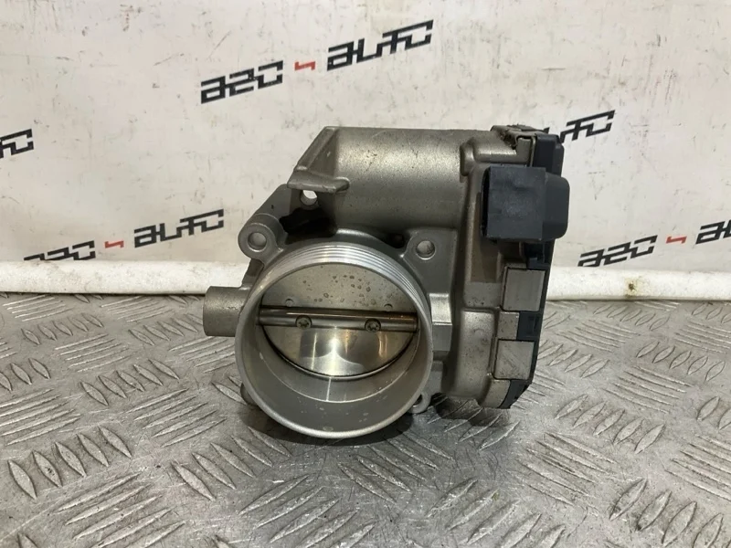 Дроссельная заслонка Volvo V70 2010 30711552 3 2.5