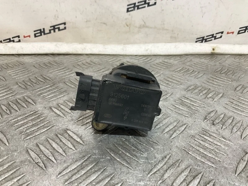 Катушка зажигания Volvo S60 2009 9125601 2.4