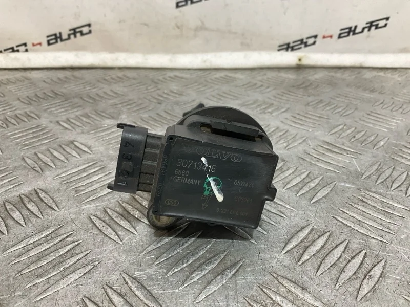 Катушка зажигания Volvo Xc70 2006 30713416 1 2.5