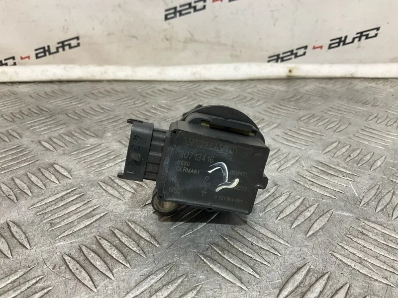 Катушка зажигания Volvo Xc70 2006 30713416 1 2.5
