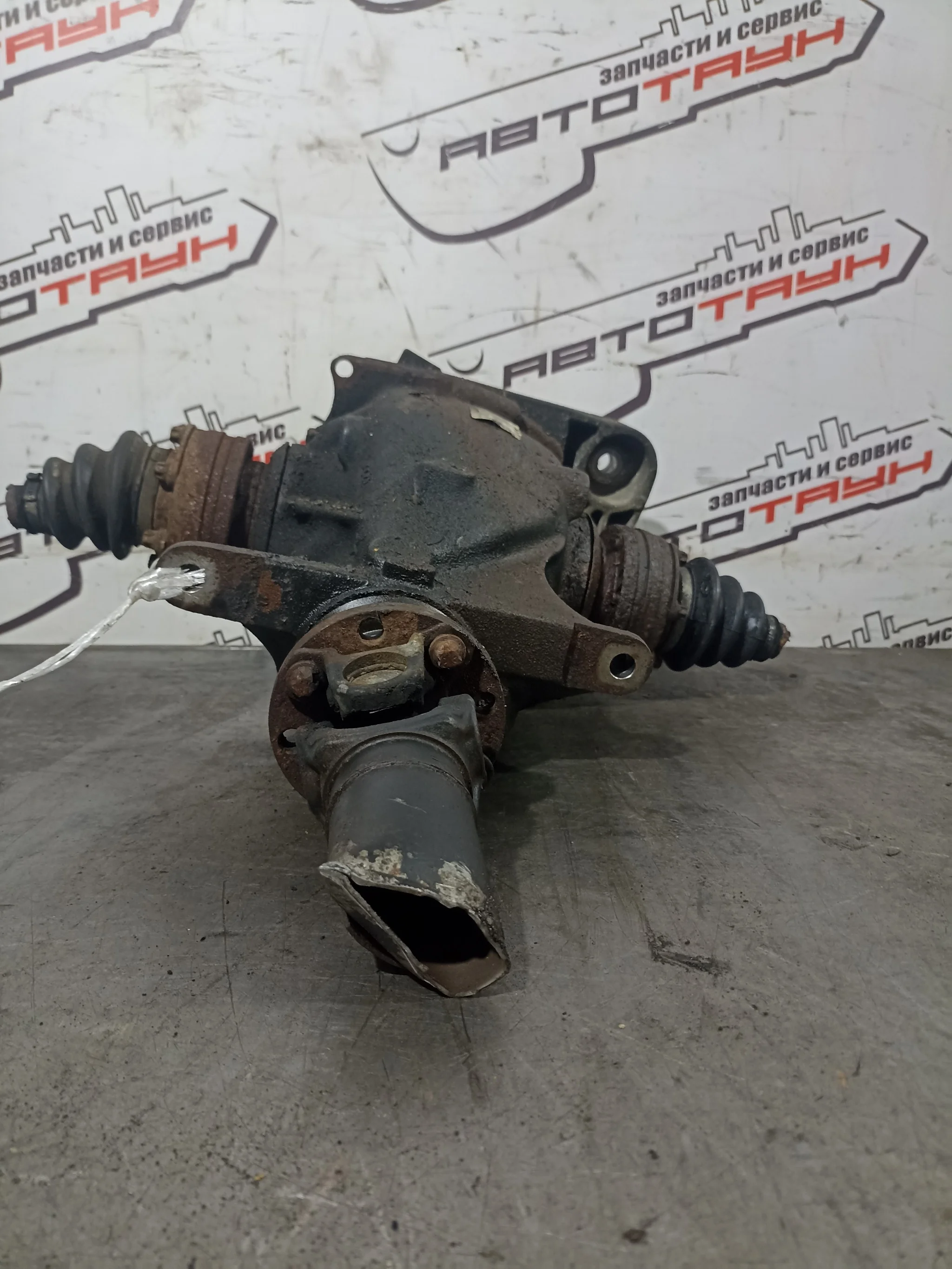 РЕДУКТОР BMW N43B16A N43B20A N45B16A N46B20B N46B20C N46B20E 1-SERIES 3-SERIES E81 E87 E88 E90 E93 ЗАДНИЙ ЧУГУН 41X10 4.10 2WD 33107555315 TA693
