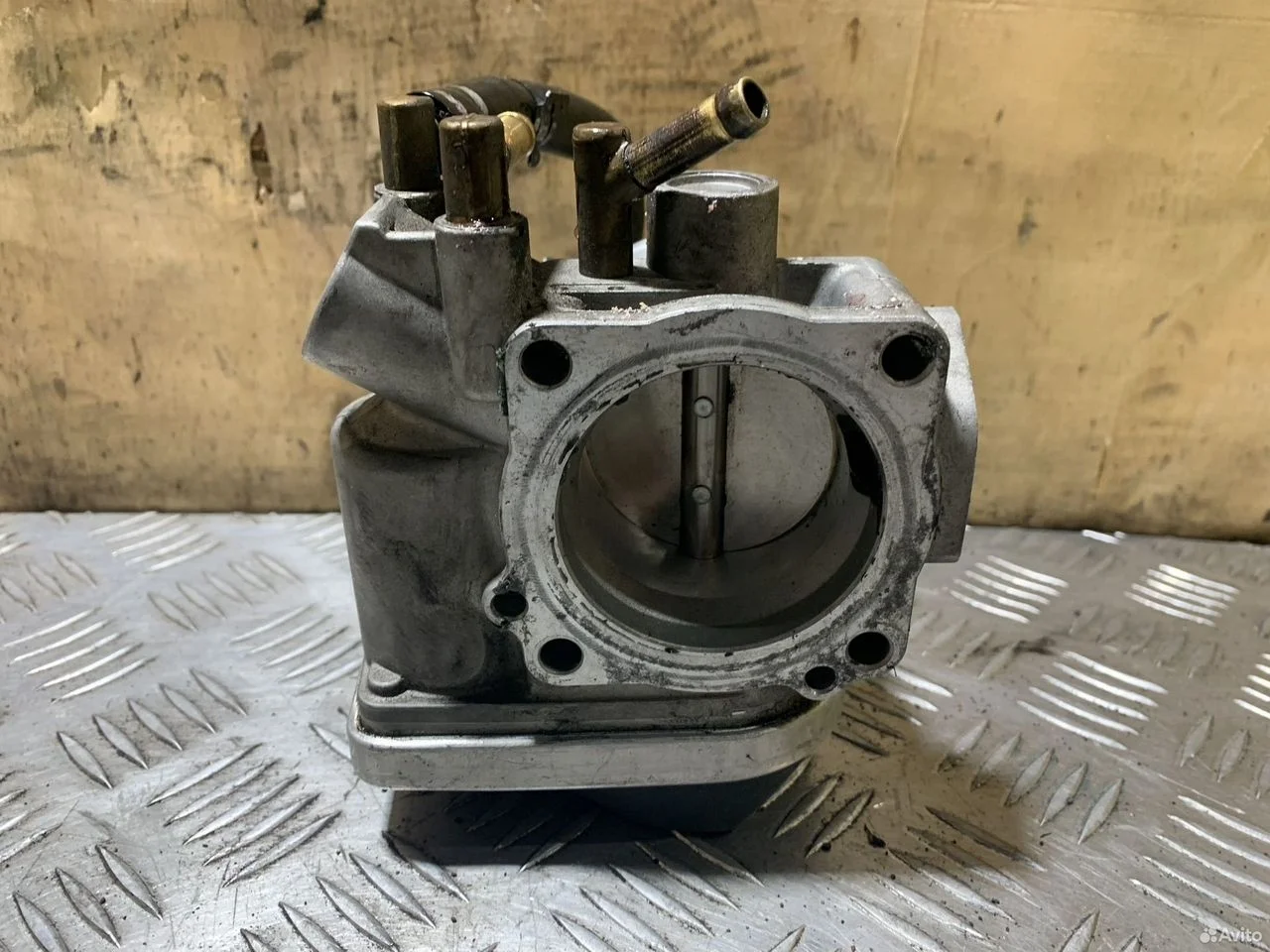 Дроссельная заслонка 06a133062ab 1.6 bfq bgu vw sk