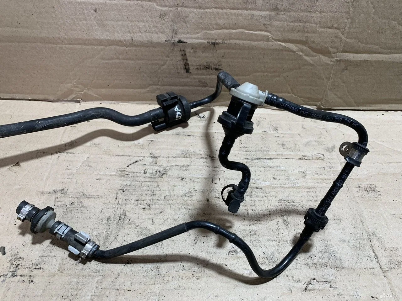 Вакуумный шланг 06j133781bt vw skoda cda ccz