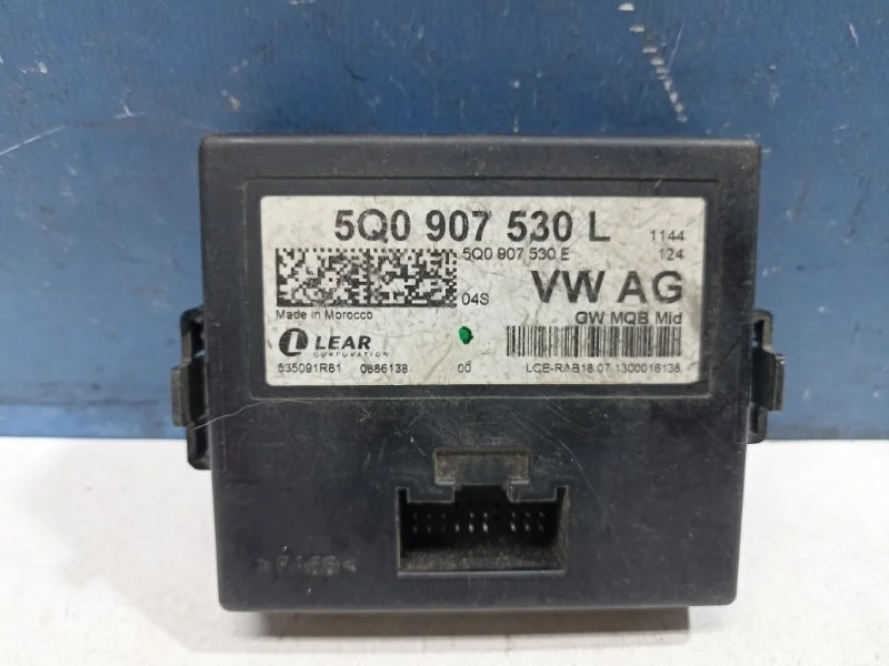 Блок интерфейсный Skoda Octavia A7 2013> 5Q0907530L