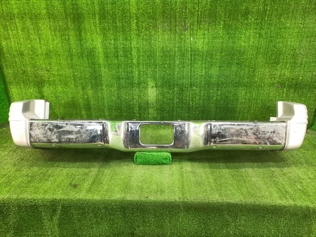 Бампер задний (потерт) V46W MITSUBISHI PAJERO II / MONTERO II V1 / V2 / V3 / V4 1991-1996, PAJERO II / MONTERO II V1 / V2 / V3 / V4 1997-2000