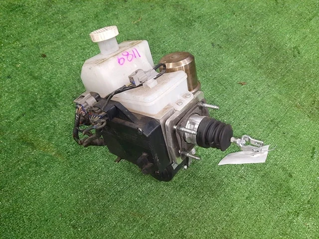 Цилиндр тормозной главный V65W MITSUBISHI PAJERO III / MONTERO III V6 / V7 2003-2006, PAJERO IV / MONTERO IV V8 / V9 2006-2011
