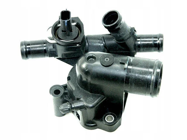 Корпус термостата NISSAN QASHQAI J11 2014-2020, TEANA J32 2008-2012, TEANA J32 2011-2014, TIIDA C11 2004-2007, TIIDA C11 2007-2014