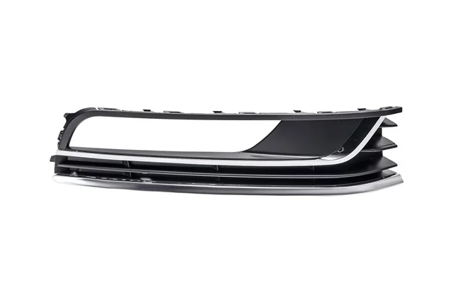 Решетка переднего бампера под ПТФ правая VOLKSWAGEN PASSAT B7 2011-2015