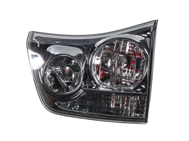 Фонарь задний правый внутренний LEXUS RX II 300/330/350/400H XU30 2003-2006, RX II 300/330/350/400H XU30 2006-2009