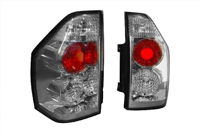 Фонарь задний левый+правый MITSUBISHI PAJERO III / MONTERO III V6 / V7 2003-2006