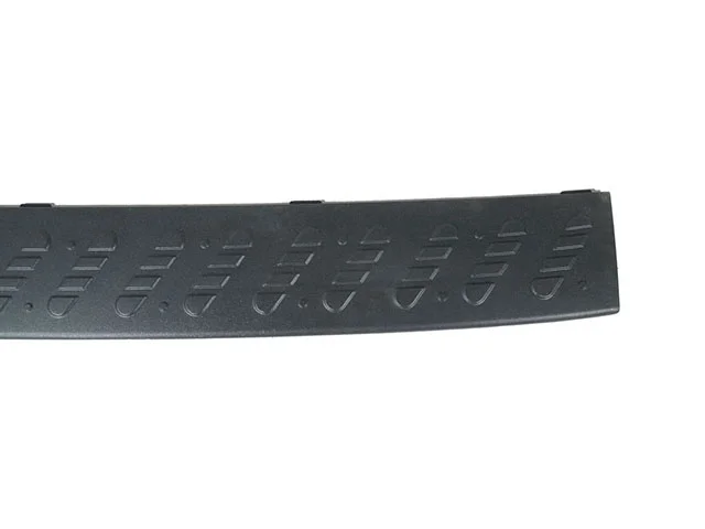 Накладка бампера заднего верхняя MITSUBISHI PAJERO III / MONTERO III V6 / V7 2000-2002, PAJERO III / MONTERO III V6 / V7 2003-2006