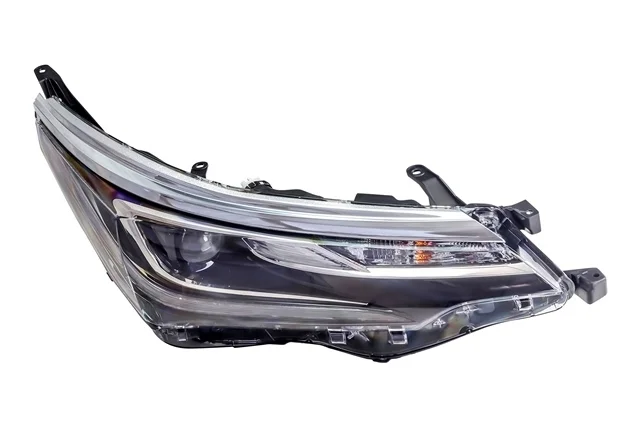 Фара правая TOYOTA COROLLA E170 / E180 2016-2019