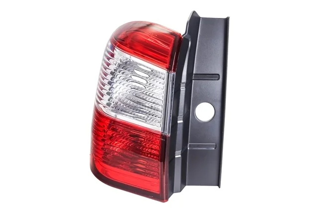 Фонарь задний левый внешний NISSAN TERRANO III D10 2014-2020
