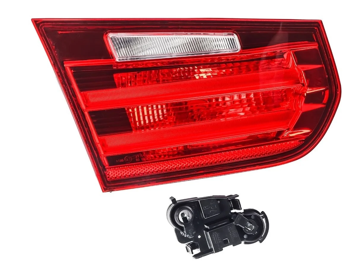 Фонарь задний левый внутренний BMW 3-Series F30 / F31 / F80 2011-2015