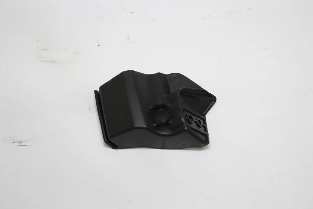 Кронштейн переднего бампера правый NISSAN ALMERA CLASSIC B10 2006-2012