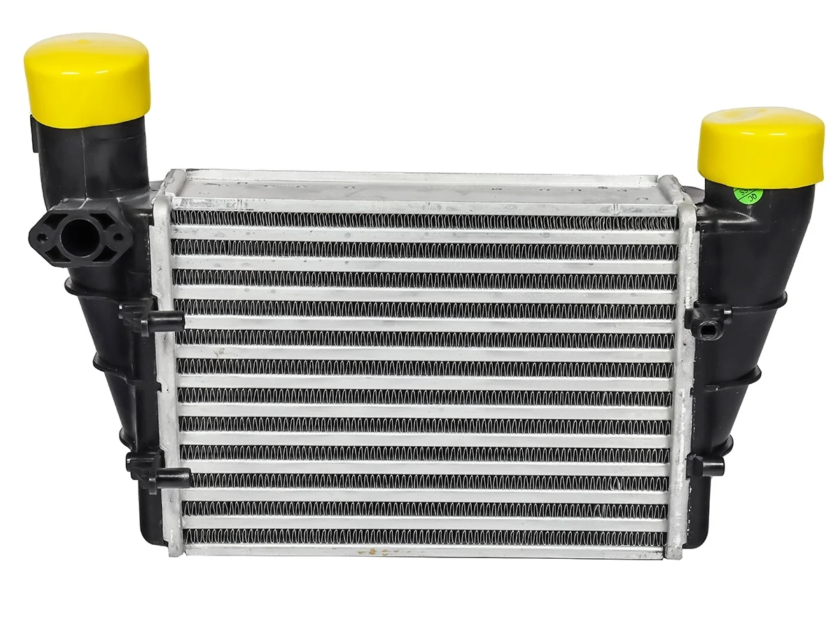 Радиатор интеркулера VOLKSWAGEN PASSAT B5 1996-2005, AUDI A4 B5 1994-2001, A6 C5 1997-2001, A6 C5 2001-2004