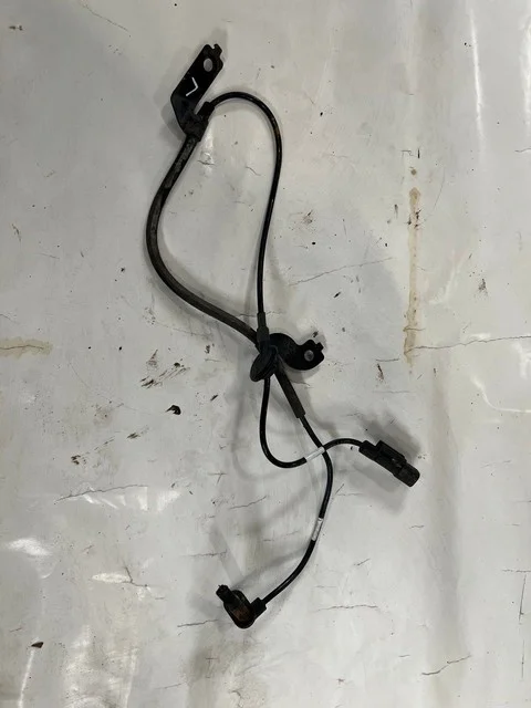Датчик ABS передний левый CW6W MITSUBISHI OUTLANDER XL CW 2007-2010, LANCER X CY 2007-2010