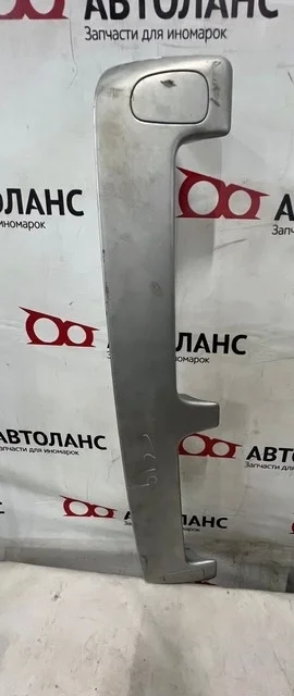 Спойлер крышки багажника (потерт) V97W MITSUBISHI PAJERO III / MONTERO III V6 / V7 2000-2002, PAJERO III / MONTERO III V6 / V7 2003-2006