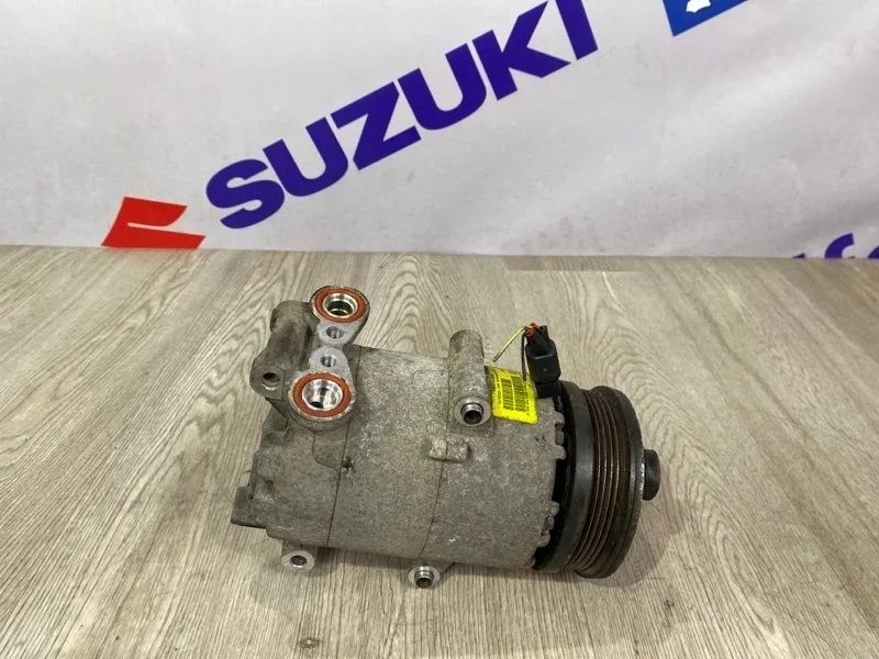 Компрессор кондиционера FORD FOCUS 2 2006