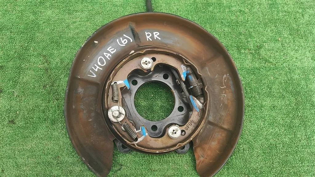 Б.у. щиток тормозного диска TOYOTA CAMRY V40 ACV40 TOYOTA CAMRY V40 ACV40
