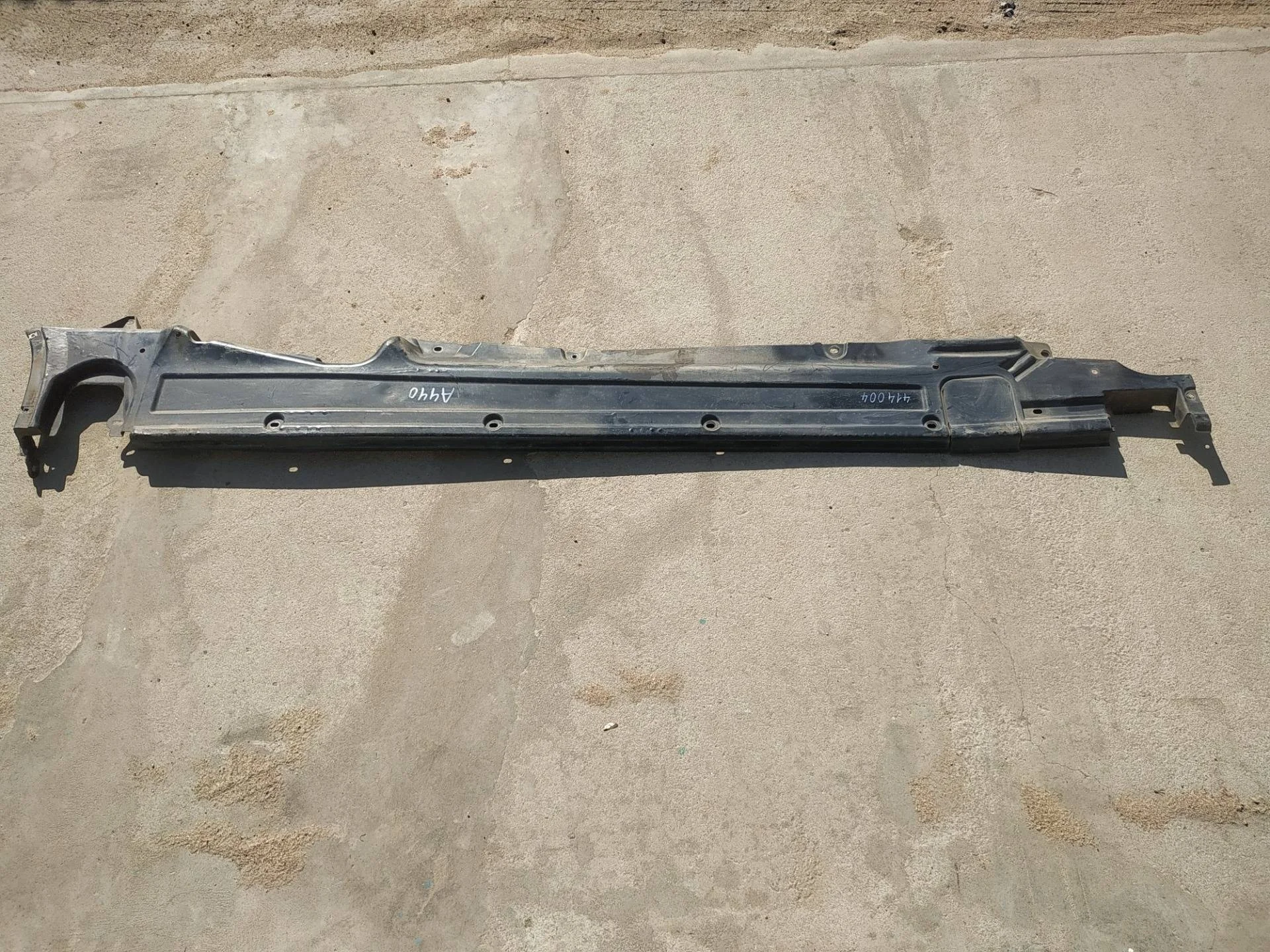Защита порога Volkswagen Touareg 2 7P6 2013