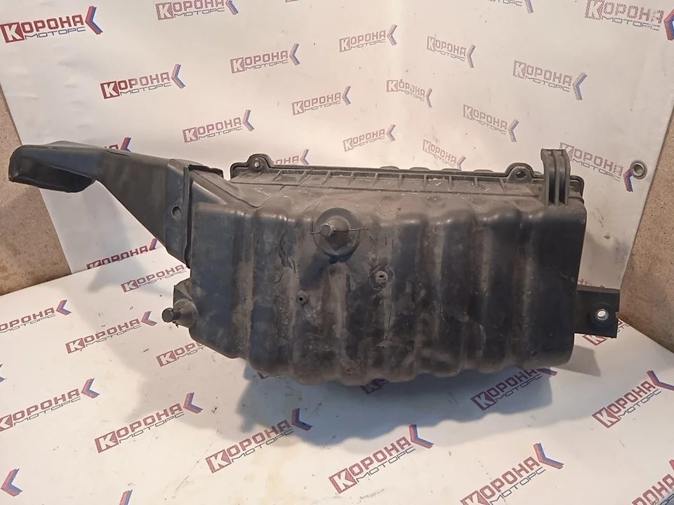 Корпус воздушного фильтра Б/У Б/У