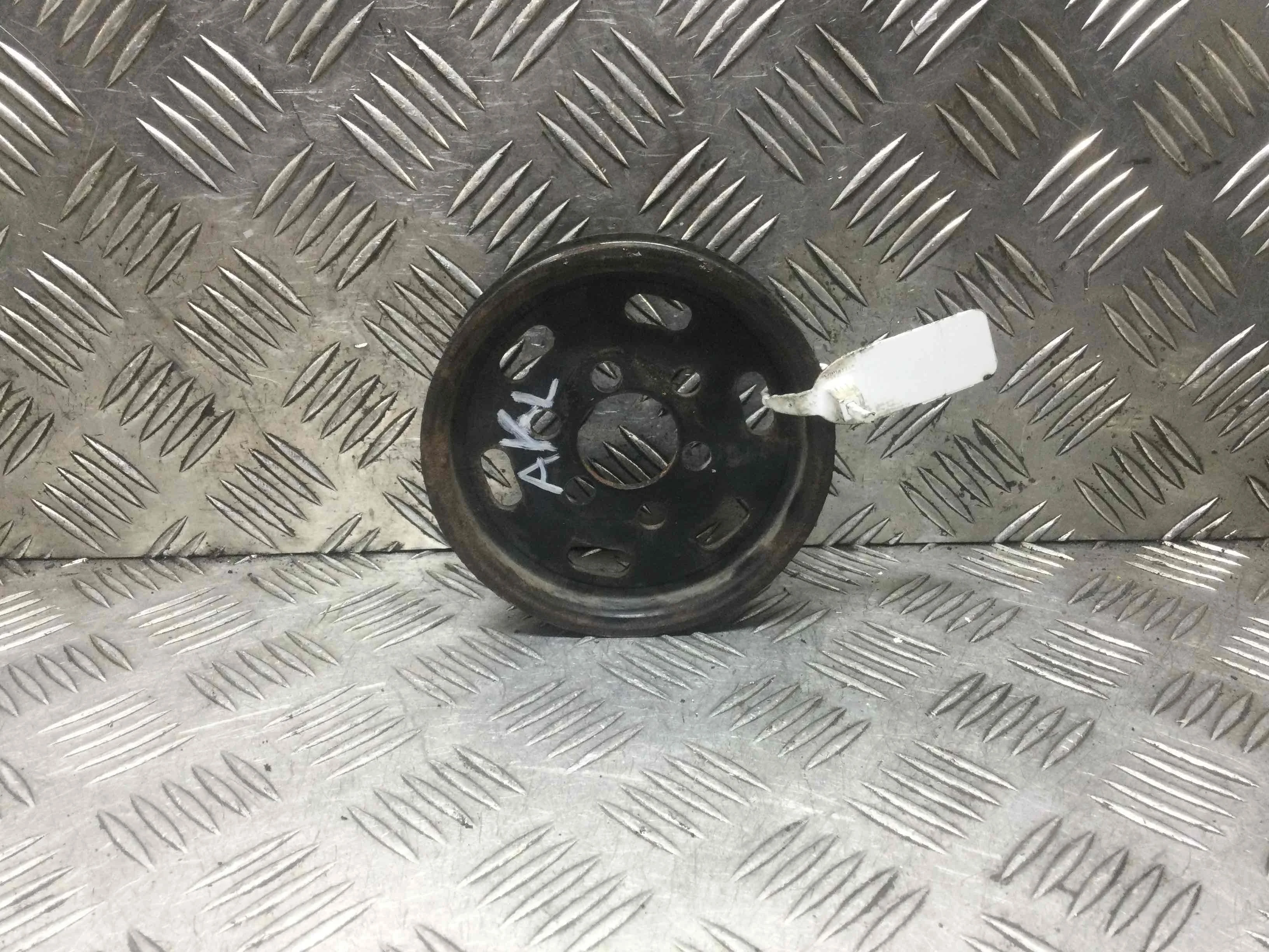 Шкив насоса гидроусилителя Skoda Octavia Tour (1996-2000) бензин 1.6 i Механика Универсал