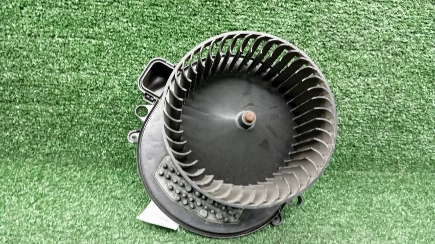 мотор печки Bmw N47D20C F20,F30 Bmw 1-Series,3-Series N47D20C F20,F30 64119276112,64119270254,T903542,T1014417J,64119350395,64119237557