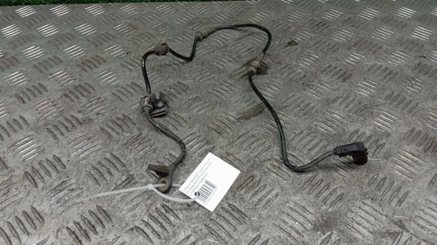 датчик abs Mercedes-Benz 642940 W164 Mercedes-Benz M-Class 642940 W164 A1645400917