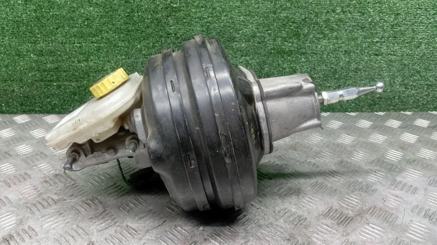 цилиндр тормозной главный Audi BVJ,BSB,BPK,BHT,BFM 4E2 Audi A8 BVJ,BSB,BPK,BHT,BFM 4E2 4E1612107B,3D0611021