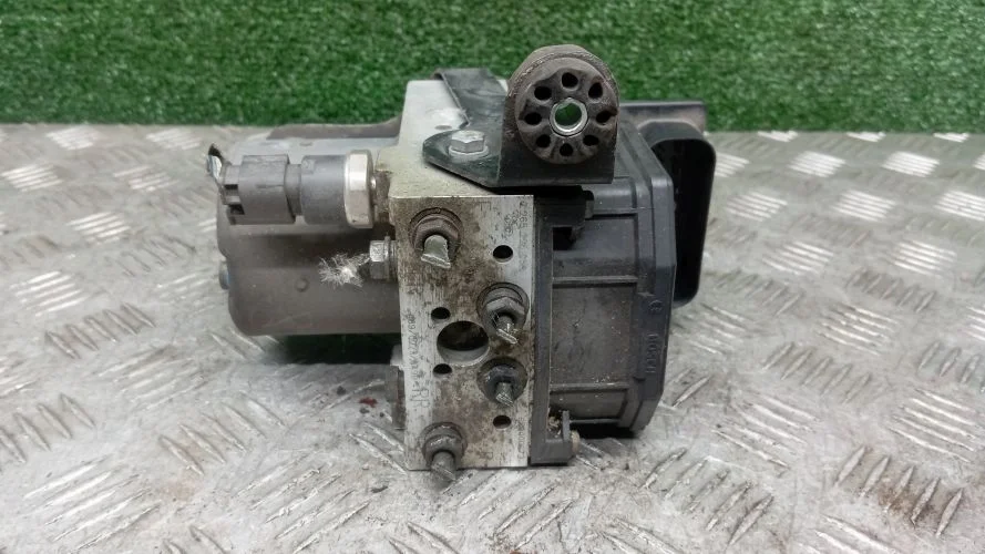блок abs Land Rover M62B44 L322 Land Rover Range Rover M62B44 L322 SRB000272,SRB000282,1H4Z2M110CAA