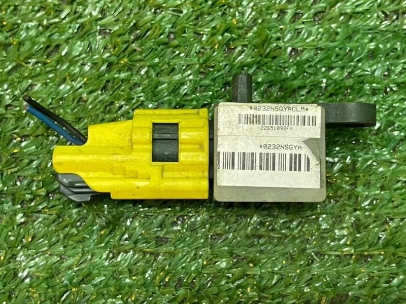 Датчик удара AirBag Volkswagen Passat B6