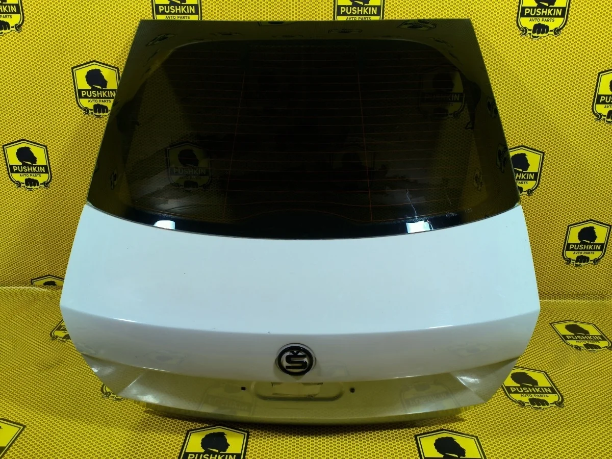 Крышка багажника Skoda Rapid 2014 NH3