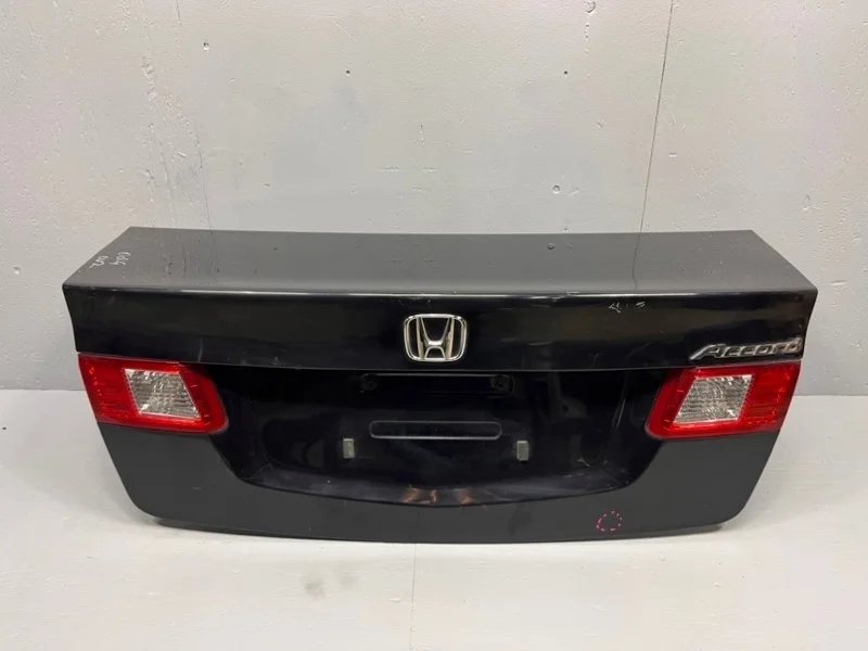 Крышка багажника Honda Accord 8 CU