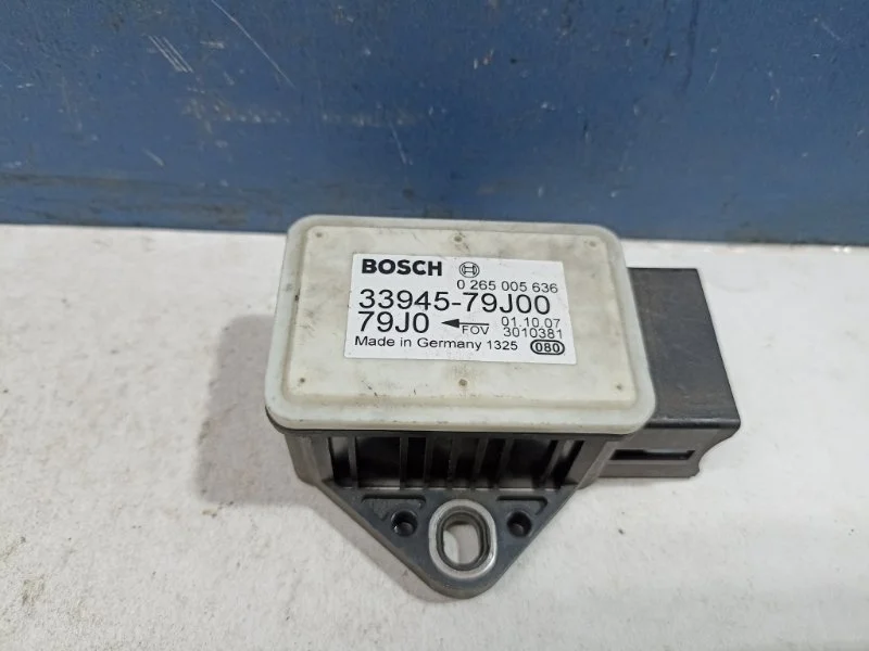 Датчик курсовой устойчивости Suzuki Sx4 2013 3394579J00