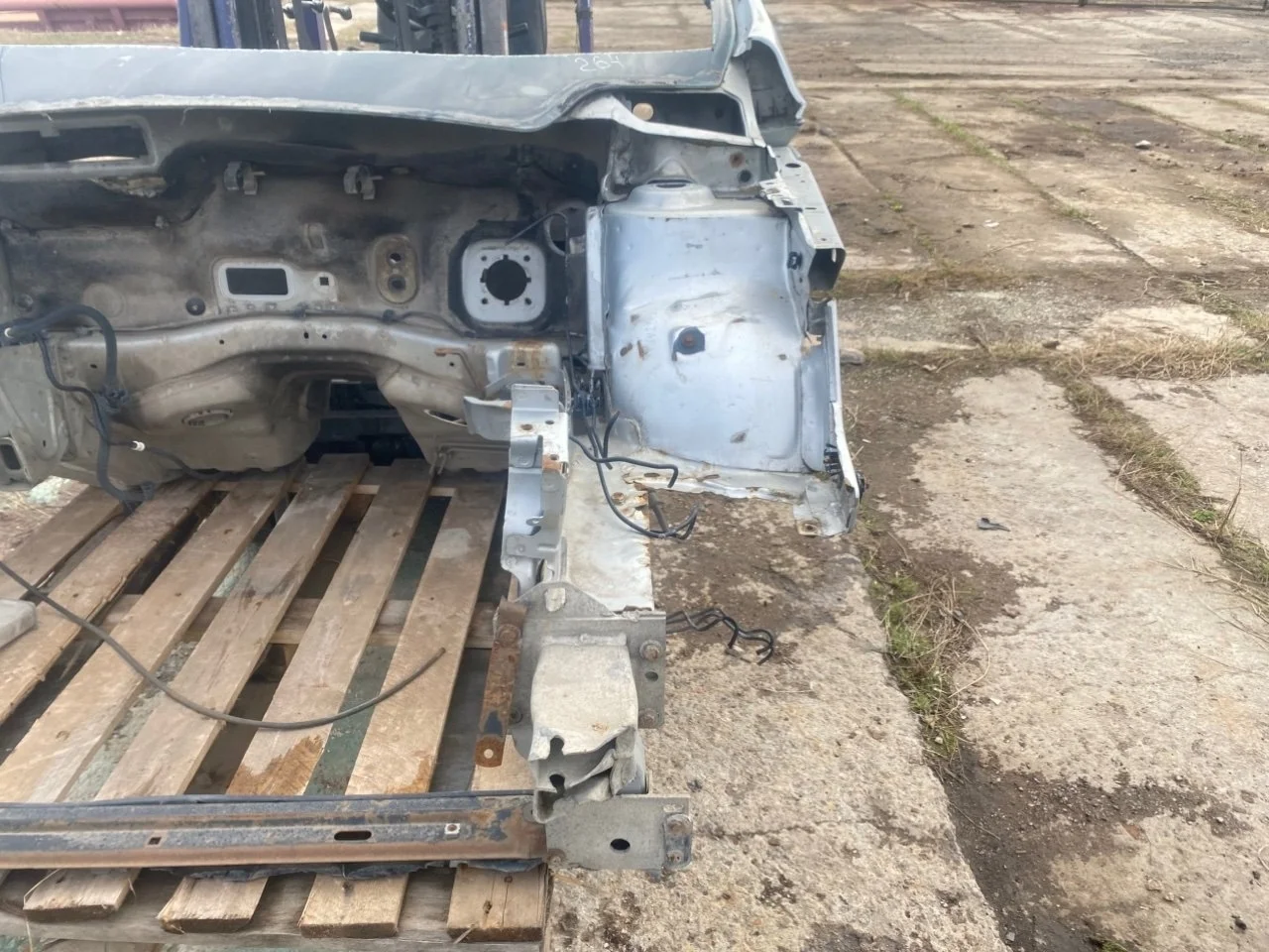 Лонжерон Peugeot 308 2008 7120NE ХЭТЧБЕК 1.6 EP6, передний левый
