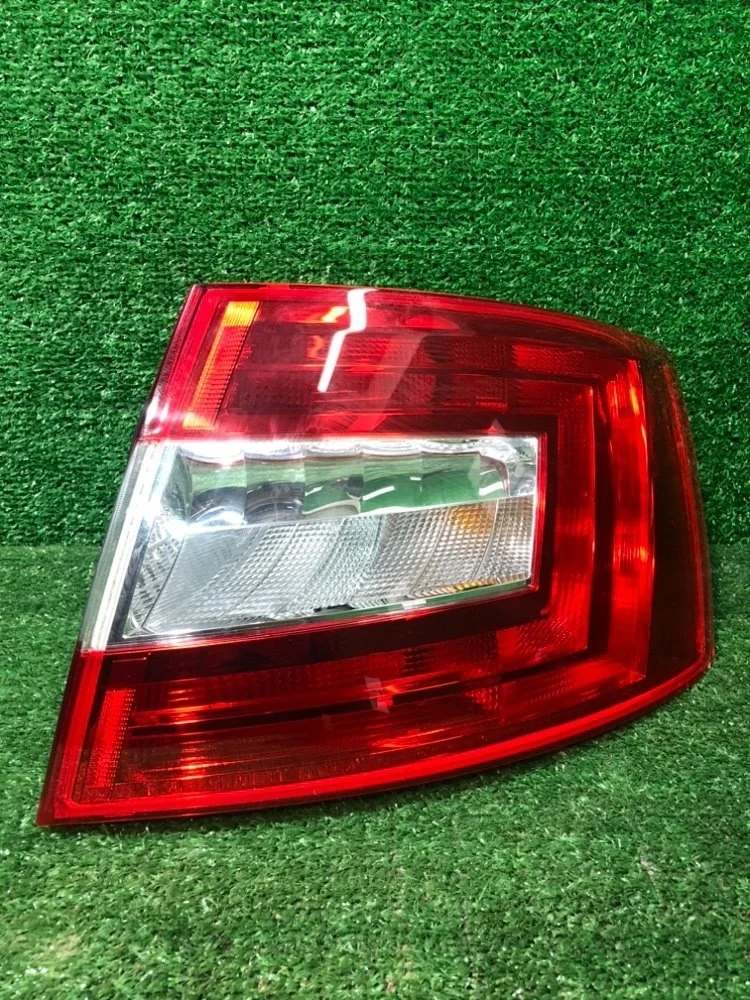 Фонарь Skoda Octavia 2013 A7