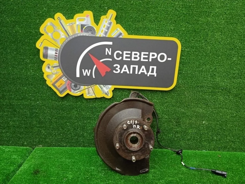 Кулак поворотный Mitsubishi Outlander 2012 GF