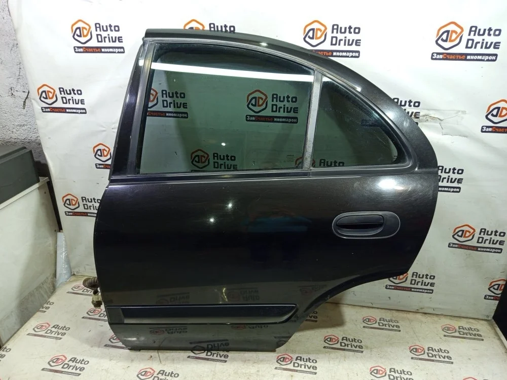 Дверь боковая Nissan Almera 2005 N16