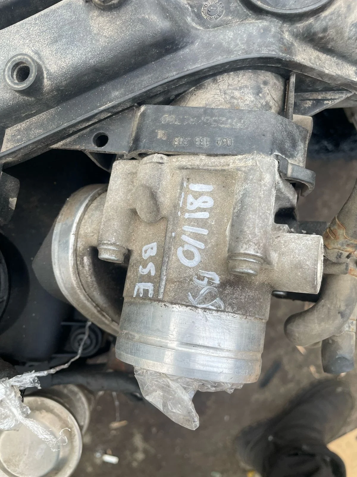 Дроссельная заслонка AUDI A3, SKODA OCTAVIA 1Z, VOLKSWAGEN GOLF 5/5+/6, JETTA 5, PASSAT B6, CADDY, TOURAN 1,6 BSE 2004- б/у A3(2004-2013);OCTAVIA 1Z(2004-2012);GOLF 5(2004-2009);GOLF 5+(2005-2014);JETTA 5(2005-2009)