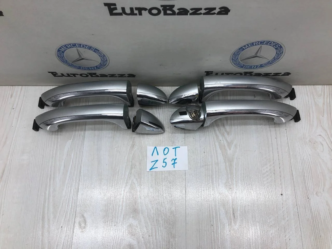Дверные ручки с ключом Mercedes X164