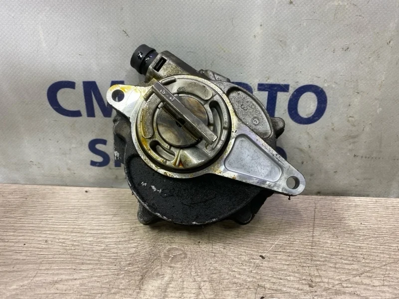 Вакуумный насос Volvo Xc90 2008 31401152 ХС90 3.2 B6324S