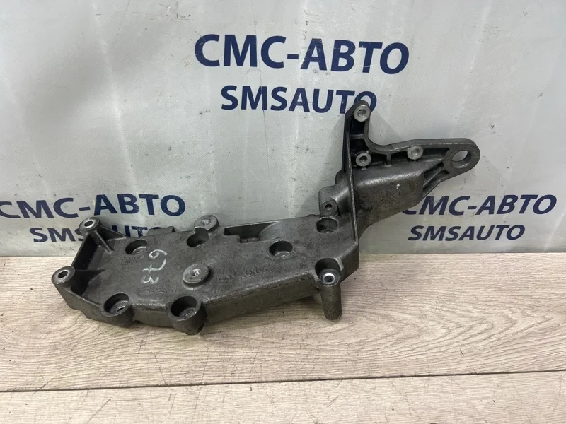 Кронштейн генератора Volvo Xc90 2004 9497106 ХС90 2.5 B5254T2