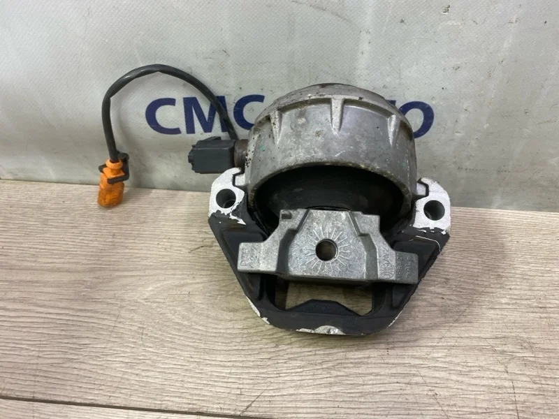 Опора ДВС Audi A6 2014 4G0199381 C7 2.0T CDN, левая