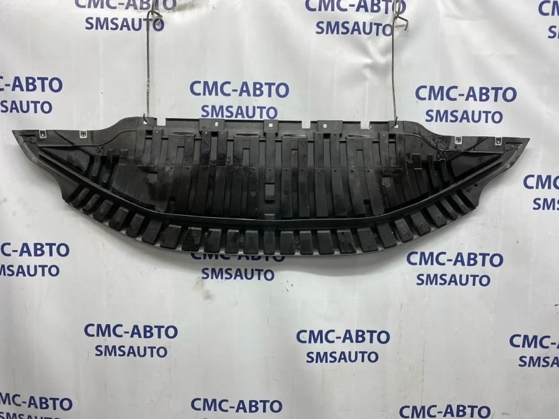 Пыльник бампера Audi A8 2013 4H0807611 D4 3.0 CRE, передний