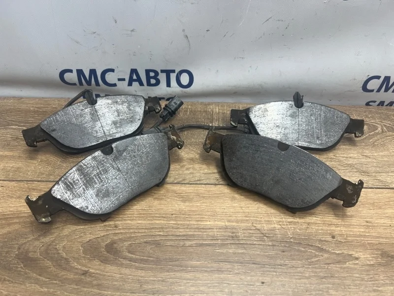 Колодки тормозные Audi A8 4H0698151G D4 3.0 CGW, передние