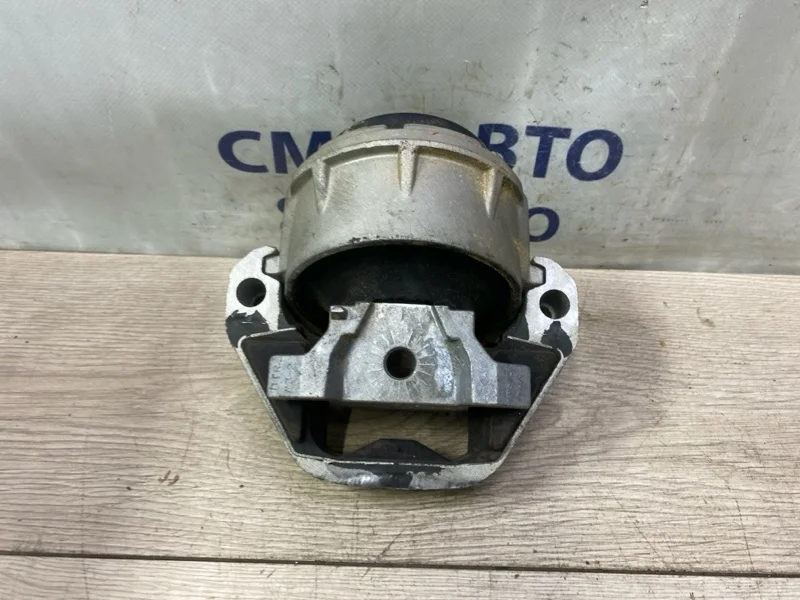 Опора ДВС Audi A6 4G0199381NS C7 2.0 CYP, левая