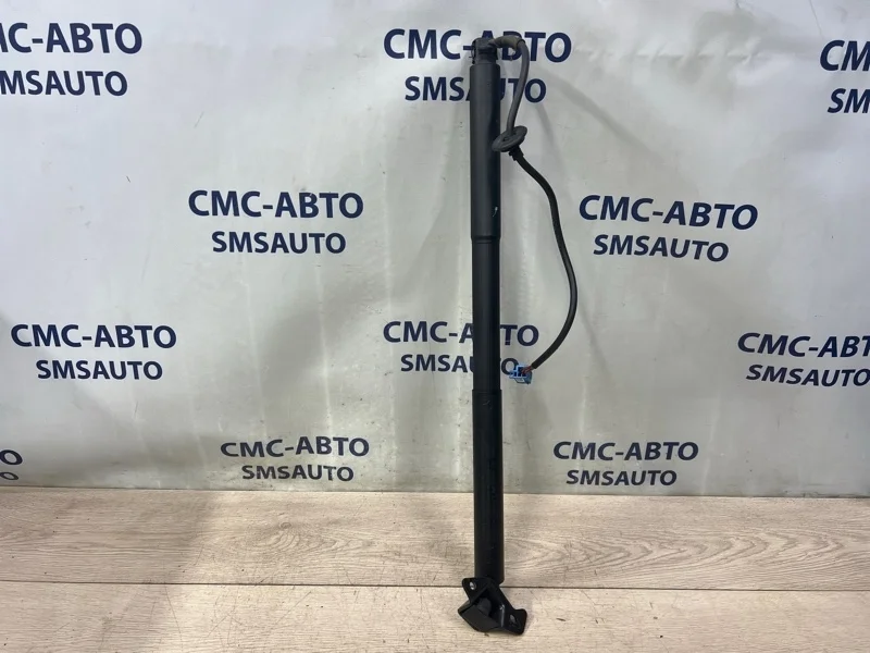 Амортизатор багажника Mercedes-Benz Ml A1668900430 W166 276.955, правый
