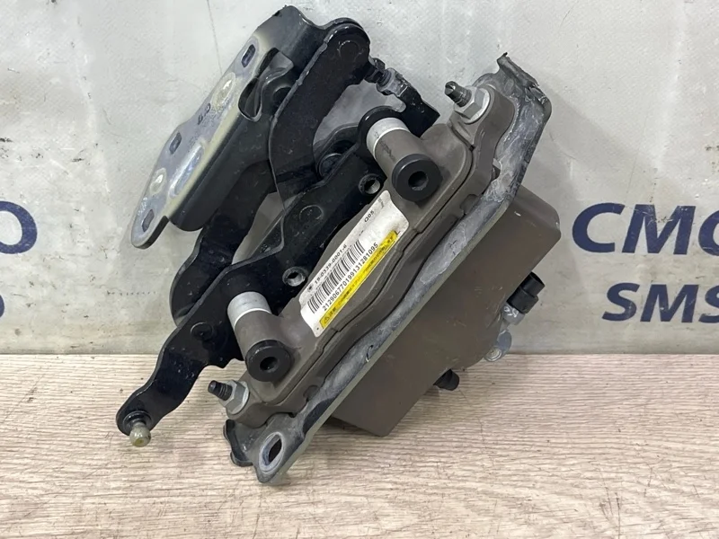 Петля капота Mercedes-Benz E-Class A2048800128 C207 274.920, левая