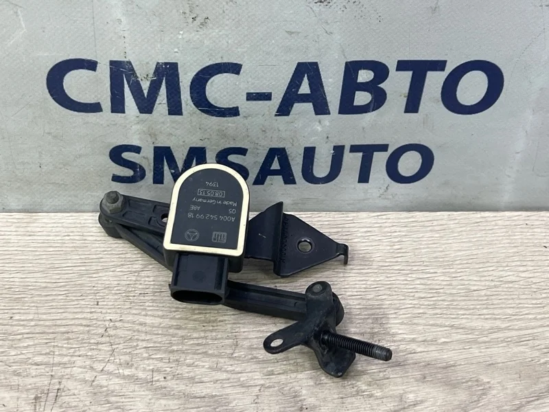 Датчик уровня подвески Mercedes-Benz Ml A0045429918 W166 642.826, передний правый